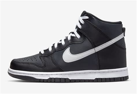 black nike high dunks|2022 dunk high black white.